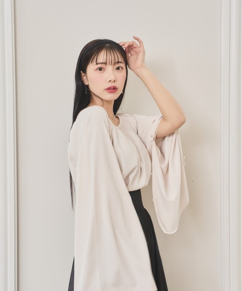 Olu.（オルドット）の「【eminee x Olu.】2wayフレアスリーブ