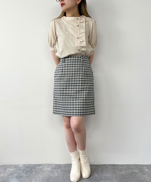 179/WG（イチナナキュウダブルジー）の「オリエンタル刺繍ブラウス（シャツ/ブラウス・レディース・オフホワイト/ブルー/ブラック/ベージュ・MEDIUM）」の22枚目の写真