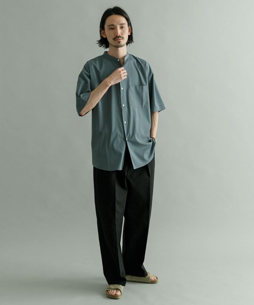 URBAN RESEARCH（アーバンリサーチ）の「『吸水速乾/接触冷感/UVカット』DryCoolバンドオーバーショートスリーブシャツ（シャツ/ブラウス・メンズ・グレー系その他/ブラック/ベージュ・LARGE/MEDIUM）」の16枚目の写真