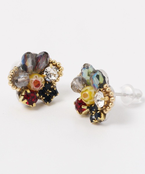 FOREVER 21（フォーエバー トゥエンティーワン）の「マルチフラワーピアス（ピアス（両耳用）・レディース・その他・FREE）」の2枚目の写真