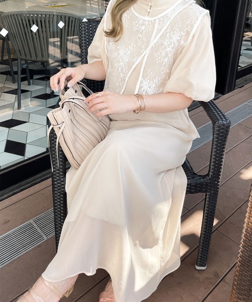 Ambre Ciel(アンブルシエル)の「透かし柄ベスト/WEB/EC限定商品(ベスト・レディース・オフホワイト/ブラック・FREE)」の21枚目の写真