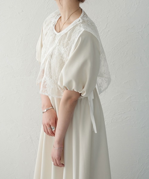 Ambre Ciel(アンブルシエル)の「透かし柄ベスト/WEB/EC限定商品(ベスト・レディース・オフホワイト/ブラック・FREE)」の4枚目の写真