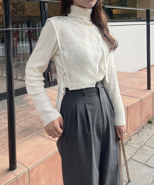 Ambre Ciel(アンブルシエル)の「透かし柄ベスト/WEB/EC限定商品(ベスト・レディース・オフホワイト/ブラック・FREE)」の13枚目の写真