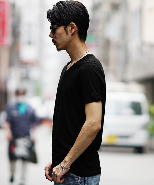 SOMEDIFF】高周波プリントラインストーンVネック半袖Tシャツ