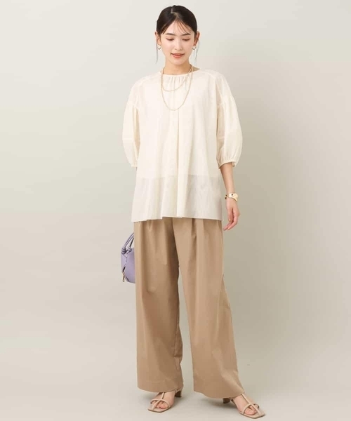 a.v.v(アーヴェヴェ)の「【洗える】タックボリュームワイドパンツ(その他パンツ・レディース・ベージュ/カーキ・34/36/38/40/42)」の14枚目の写真