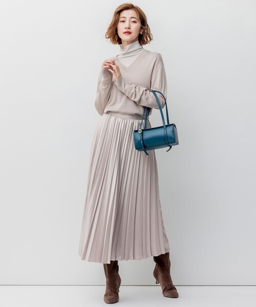 23区(ニジュウサンク)の「【洗える】シルクコットン Vネック ニット(ニット/セーター・レディース・ベージュ系/ダルブルー系/ライトグレー系/ブラック系・32)」の10枚目の写真