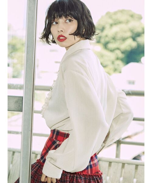 jouetie（ジュエティ）の「ドレスシャツ（シャツ/ブラウス・レディース・ブラック/ブルー/アイボリー・MEDIUM）」の19枚目の写真