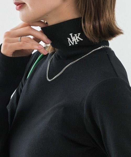 ad thie(アドティエ)の「刺繍ロゴ タートル(Tシャツ/カットソー・レディース・ホワイト系1/ブラウン系1/ホワイト系2/グレー系2/ブラウン系2/ピンク系1/ピンク系2/グレー系1/ブラック系1/ベージュ系2/ベージュ系1/ブラック系2・FREE)」の4枚目の写真