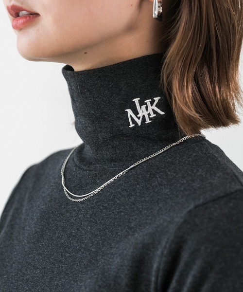 ad thie(アドティエ)の「刺繍ロゴ タートル(Tシャツ/カットソー・レディース・ホワイト系1/ブラウン系1/ホワイト系2/グレー系2/ブラウン系2/ピンク系1/ピンク系2/グレー系1/ブラック系1/ベージュ系2/ベージュ系1/ブラック系2・FREE)」の6枚目の写真