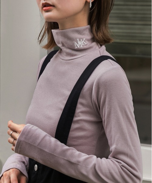 ad thie(アドティエ)の「刺繍ロゴ タートル(Tシャツ/カットソー・レディース・ホワイト系1/ブラウン系1/ホワイト系2/グレー系2/ブラウン系2/ピンク系1/ピンク系2/グレー系1/ブラック系1/ベージュ系2/ベージュ系1/ブラック系2・FREE)」の19枚目の写真