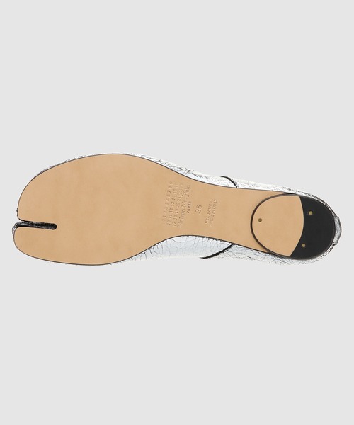 Maison Margiela(メゾンマルジェラ)の「Ballerina(バレエシューズ・レディース・シルバー・37.5/37/36/38)」の3枚目の写真