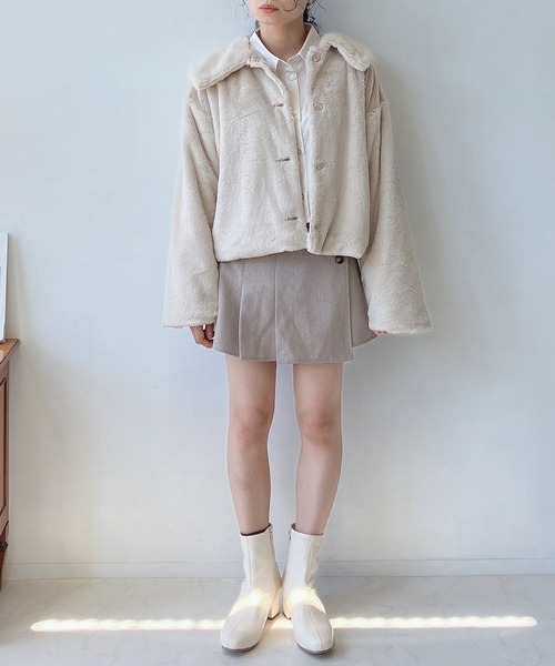 AS KNOW AS plus（アズノゥアズプラス）の「☆衿とボタン ゆるっとファーブルゾン（ブルゾン・レディース・アイボリー/モカ/グレイッシュベージュ/ピンクベージュ/アイボリー系/ライトグレー系/ピンク系・FREE）」の12枚目の写真