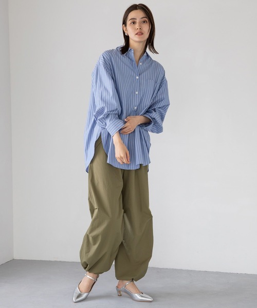 LEPSIM（レプシィム）の「ストライプシャツ　908986（シャツ/ブラウス・レディース・グレイッシュベージュ/ブラック/ブラウン/ブルー・FREE）」の7枚目の写真