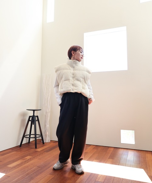 ULEULA(ウルア)の「スタンドエコダウンベスト(ダウンベスト・レディース・ブラック/グレー/アイボリー・FREE)」の11枚目の写真