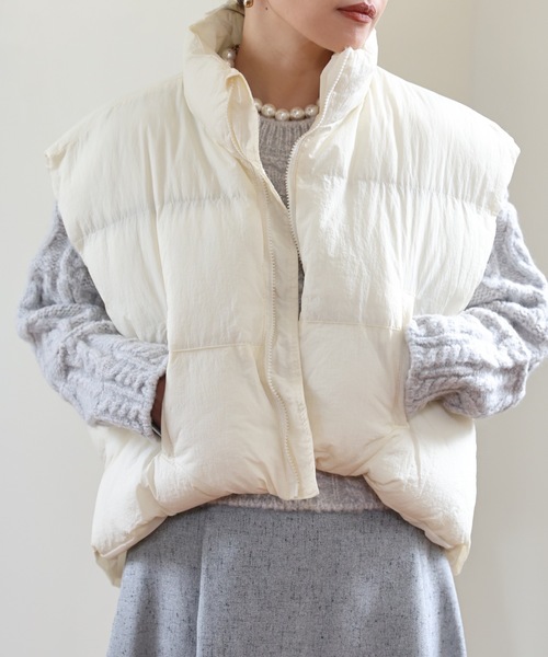 ULEULA(ウルア)の「スタンドエコダウンベスト(ダウンベスト・レディース・ブラック/グレー/アイボリー・FREE)」の15枚目の写真