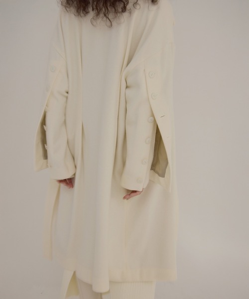 MIELI INVARIANT（ミエリインヴァリアント）の「Melton Wool Gown Coat