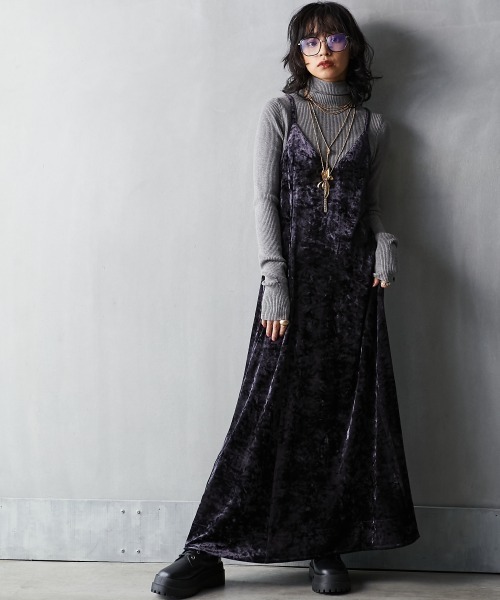 GEVS.（ジェイヴィス）の「＜大きいサイズ＞ クラッシュベロアキャミソールロングワンピース GEVS.（ワンピース・レディース・パープル/カーキ・L/LL/3L/4L/5L）」の16枚目の写真