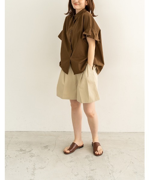 chocomee(チョコミー)の「2tucks chino half pants(その他パンツ・レディース・ベージュ/ホワイト・FREE)」の4枚目の写真