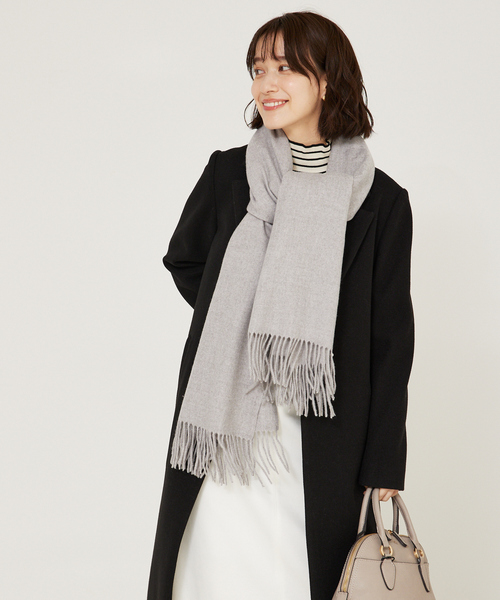 abahouse mavie（アバハウスマヴィ）の「ふわふわ無地ストール（ストール/ショール・レディース・オフホワイト/ラベンダー/ブルー/グレー/モカ・フリー）」の17枚目の写真