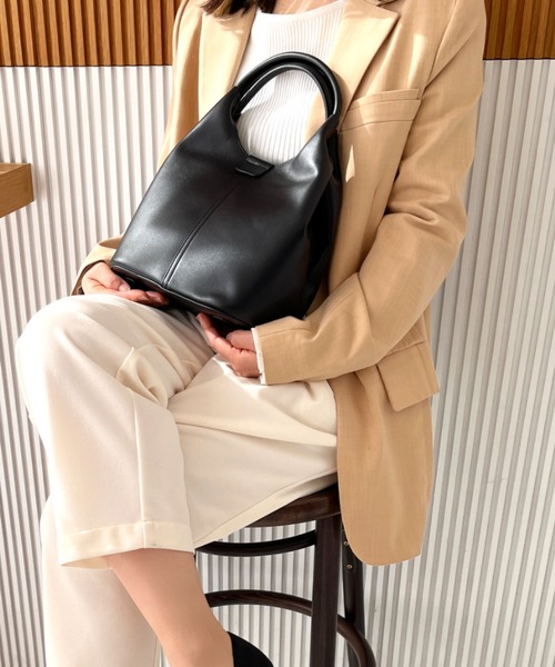 ORiental TRaffic（オリエンタルトラフィック）の「＼ ショルダーバッグ ／ソフト ラウンド 2way バッグ BA-218（ハンドバッグ・レディース・ブラック/ベージュ/アイボリー・ﾌﾘ-）」の18枚目の写真