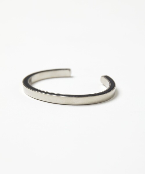 Iru（イル）の「Iru/イル Leather combi bangle/レザー コンビバングル