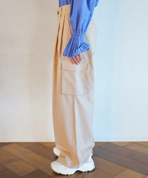 VIS(ビス)の「【セットアップ対応】タックギャザーワイドカーゴパンツ(カーゴパンツ・レディース・ベージュ/グリーン系その他2・S/M)」の13枚目の写真