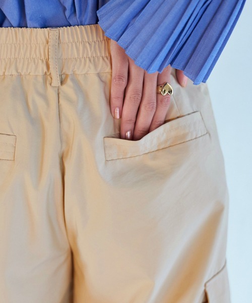 VIS(ビス)の「【セットアップ対応】タックギャザーワイドカーゴパンツ(カーゴパンツ・レディース・ベージュ/グリーン系その他2・S/M)」の20枚目の写真