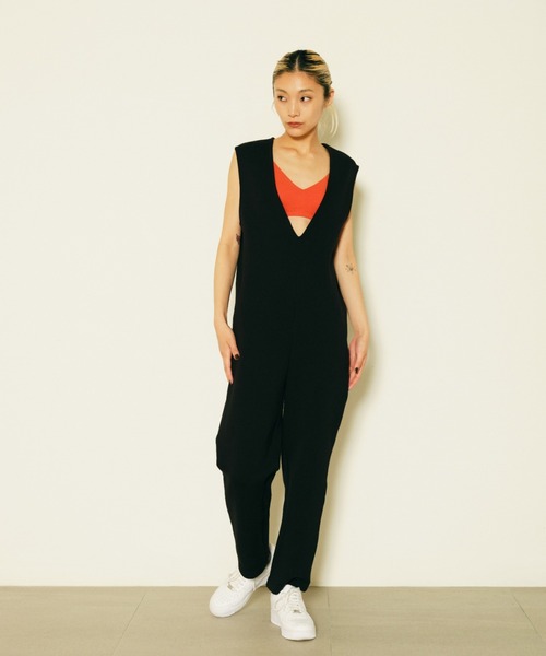 null.（ヌル）の「DEEP Vネックオールインワン（つなぎ/オールインワン