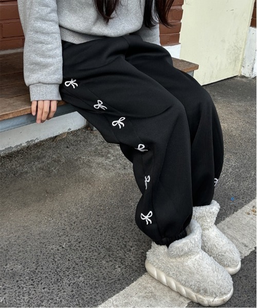 CHROME HEARTS ホワイト ジョガーパンツ CHROME HEARTS ホワイト ジョガーパンツ ジョガーパンツ CHROME