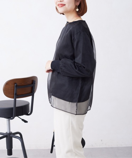 Chez toi(シェトワ)の「オーガンジーレイヤードプルオーバー(シャツ/ブラウス・レディース・オフホワイト/ブラック/グレー・FREE)」の22枚目の写真