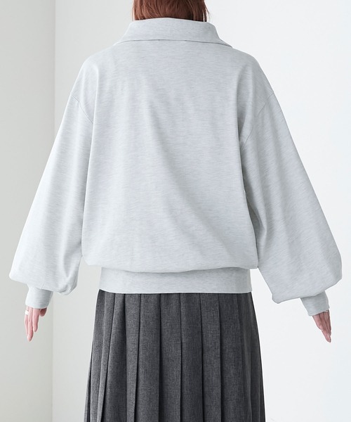 BONLECILL(ボンルシール)の「ハーフジップ オーバーサイズ配色刺繍プルオーバー(Tシャツ/カットソー・レディース・オートミール/アイボリー/レッド/チャコールグレー・FREE)」の9枚目の写真