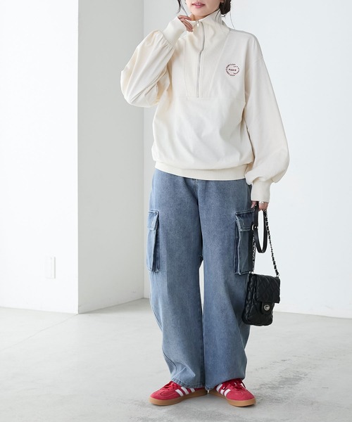 BONLECILL(ボンルシール)の「ハーフジップ オーバーサイズ配色刺繍プルオーバー(Tシャツ/カットソー・レディース・オートミール/アイボリー/レッド/チャコールグレー・FREE)」の14枚目の写真