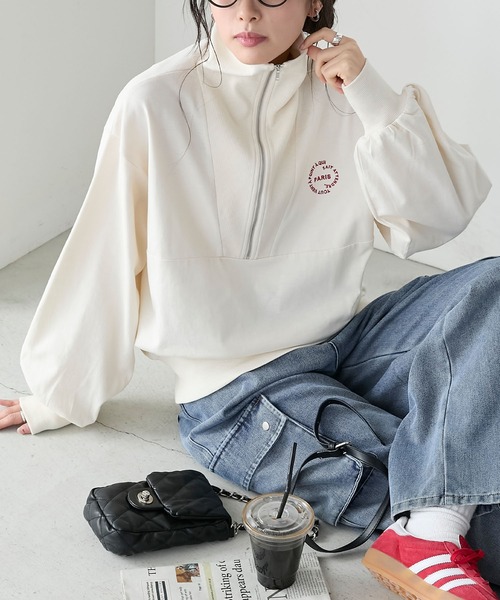 BONLECILL(ボンルシール)の「ハーフジップ オーバーサイズ配色刺繍プルオーバー(Tシャツ/カットソー・レディース・オートミール/アイボリー/レッド/チャコールグレー・FREE)」の16枚目の写真