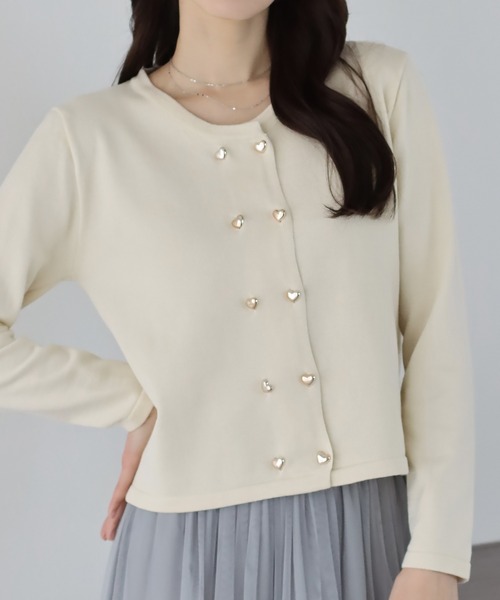 BLUEEAST（ブルーイースト）の「ハートボタンカーディガン（カーディガン/ボレロ・レディース・アイボリー/ブラック/ブルー/ピンク/ネイビー/ブラウン・MEDIUM）」の9枚目の写真