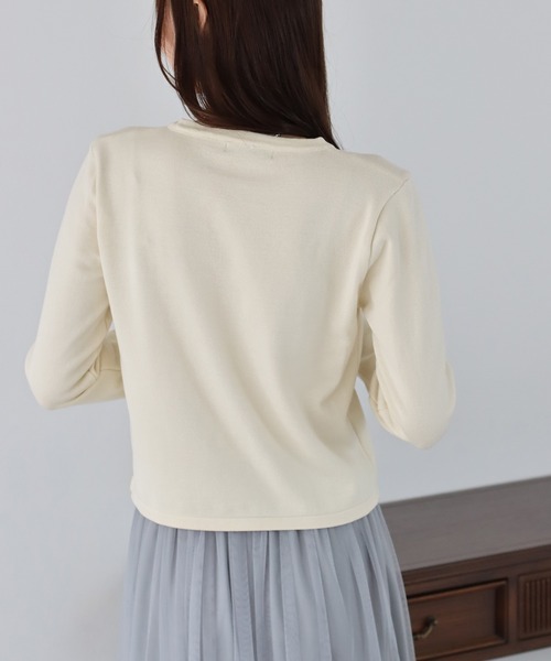 BLUEEAST（ブルーイースト）の「ハートボタンカーディガン（カーディガン/ボレロ・レディース・アイボリー/ブラック/ブルー/ピンク/ネイビー/ブラウン・MEDIUM）」の13枚目の写真