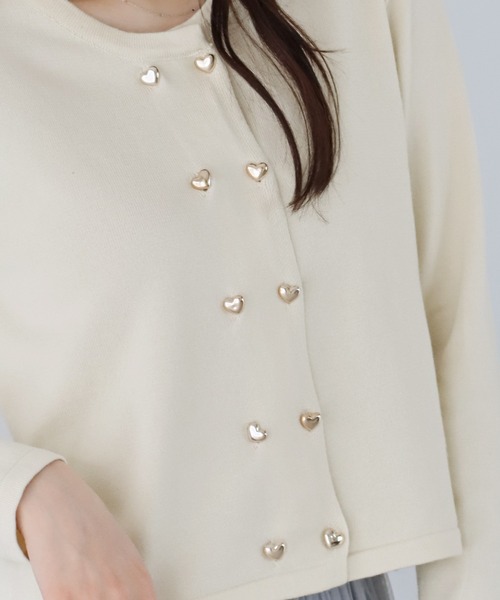 BLUEEAST（ブルーイースト）の「ハートボタンカーディガン（カーディガン/ボレロ・レディース・アイボリー/ブラック/ブルー/ピンク/ネイビー/ブラウン・MEDIUM）」の14枚目の写真
