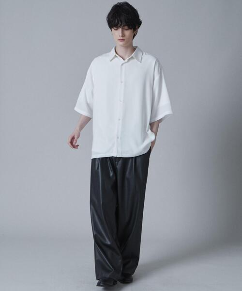 LUCY(ルーシー)の「LUCY/トロミBIGシャツ(シャツ/ブラウス・メンズ・グリーン/ライトグレー/ホワイト/ブラック・LARGE/MEDIUM)」の15枚目の写真