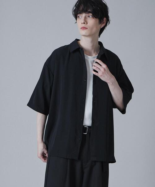 LUCY(ルーシー)の「LUCY/トロミBIGシャツ(シャツ/ブラウス・メンズ・グリーン/ライトグレー/ホワイト/ブラック・LARGE/MEDIUM)」の16枚目の写真