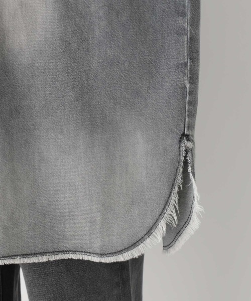 LEPSIM（レプシィム）の「アソートBIGデニムシャツ　987191（シャツ/ブラウス・レディース・ブルー/ライトブルー/グレー・FREE）」の5枚目の写真