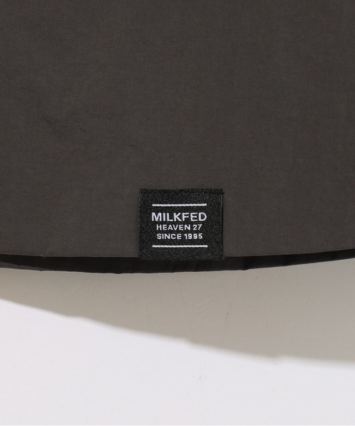 MILKFED.（ミルクフェド）の「GATHERED SHOULDER DRESS（ワンピース・レディース・ライトブルー/ベージュ/チャコール・ONE SIZE）」の4枚目の写真