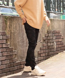 Relation（リレーション）の「カツラギスリムパンツ（チノパンツ）」
