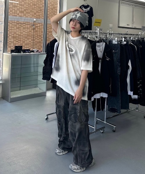 XU(エックスユー)の「ストリートファッション XU エックスユー pocket cargo denim pants 4 デニムパンツ カーゴパンツ カーゴデニム マルチポケット ビンテージ風ジーンズ オーバーサイズ 韓国ファッション 韓国ストリート(デニムパンツ・メンズ・ブラック・ONE SIZE)」の9枚目の写真