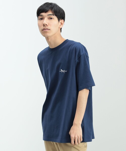 Labrador Retriever（ラブラドールリトリーバー）の「BEAMS HEART / Labrador Retriever アーカイブ プリント Tシャツ（Tシャツ/カットソー・メンズ・ホワイト/ネイビー・MEDIUM/SMALL/LARGE）」の13枚目の写真