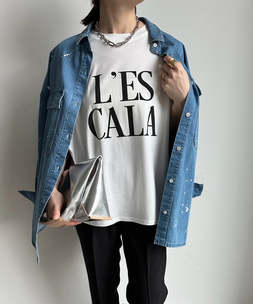 DouDou(ドゥドゥ)の「【WEB限定】 LESCALAプリントフレンチスリーブTEE(Tシャツ/カットソー・レディース・チャコールグレー/ベージュ/オフホワイト/ピンク・FREE)」の2枚目の写真