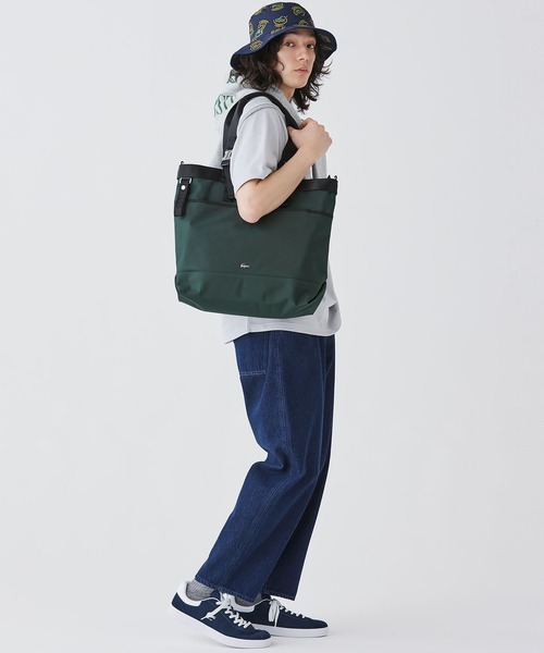 LACOSTE（ラコステ）の「コメ PCポケットラージトートバッグ（トートバッグ・メンズ・ブラック/ダークグリーン・FREE）」の20枚目の写真