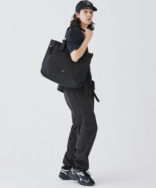 LACOSTE（ラコステ）の「コメ PCポケットラージトートバッグ（トートバッグ・メンズ・ブラック/ダークグリーン・FREE）」の11枚目の写真