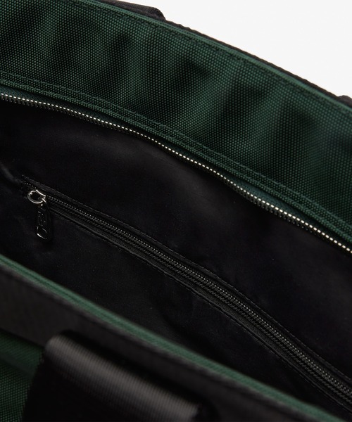 LACOSTE（ラコステ）の「コメ PCポケットラージトートバッグ（トートバッグ・メンズ・ブラック/ダークグリーン・FREE）」の15枚目の写真