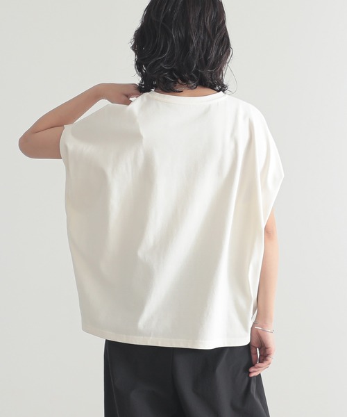 for/c（フォーシー）の「[新色追加]汗シミ防止フレンチスリーブTシャツ【サスティナブル】（Tシャツ/カットソー・レディース・ライム/ホワイト/ブラック/チャコールグレー/ブラウン/ブルー/ピンク・LL/L/M）」の11枚目の写真