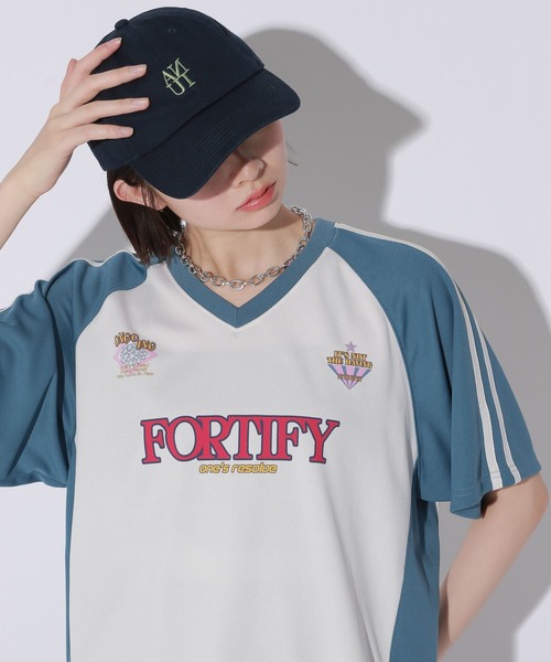 Anui(アニュイ)の「【UNISEX】配色ゲーミングTシャツ(Tシャツ/カットソー・レディース・オフホワイト/ブラック・MEDIUM)」の15枚目の写真