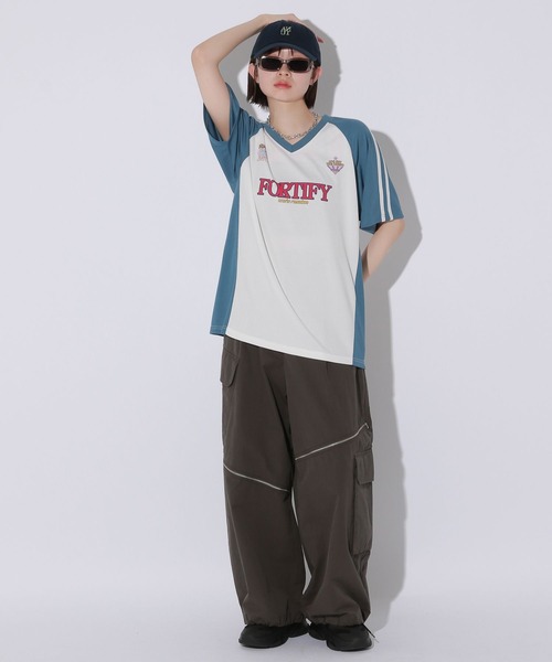 Anui(アニュイ)の「【UNISEX】配色ゲーミングTシャツ(Tシャツ/カットソー・レディース・オフホワイト/ブラック・MEDIUM)」の19枚目の写真